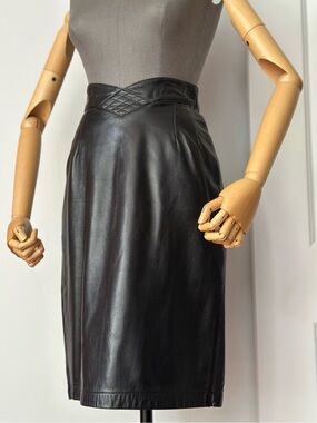 Black Leather High Waist Pencil Skirt Quilted V Waist Classic Midi